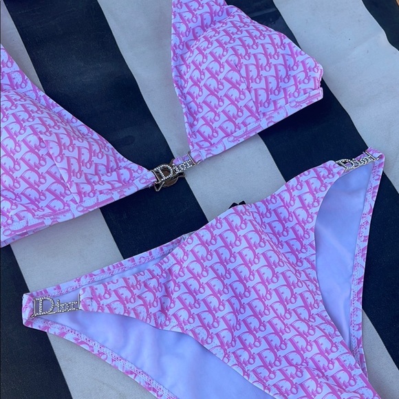 Pink Patterned Bikini Set - Picture 5 of 11